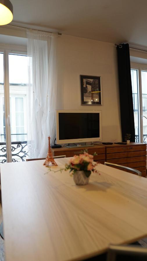 Invalides Tour Eiffel Amelie Paris Apartment Exterior photo